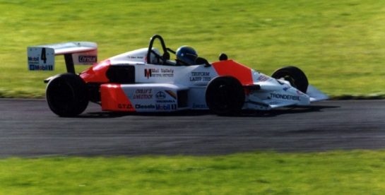 British Formula Vauxhall 1990 (Race debut)